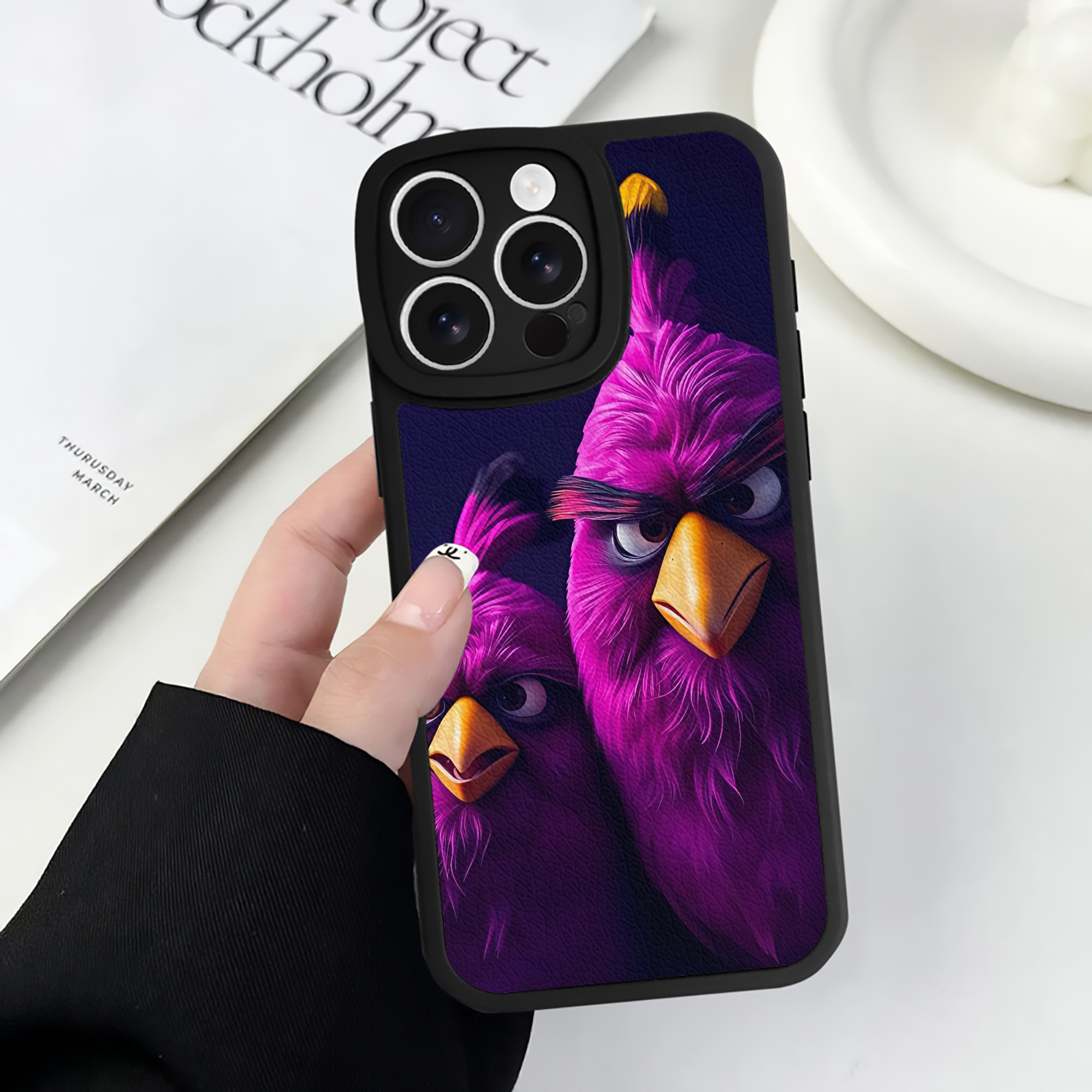 （画像用） Angry Birds アングリーバード 【iPhone 16シリーズ対応】シリコンスマホケース（レザー調） 材質：シリコン